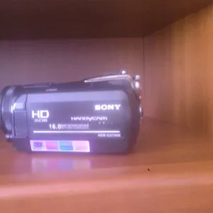 Цифровая видеокомера Sony-HDR-CX700E 