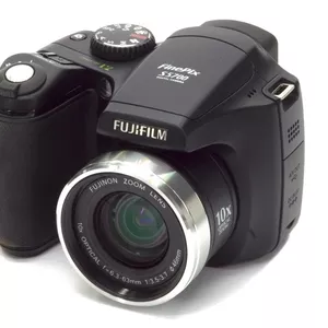 Продам фотоаппарат Fujifilm FinePix S5700