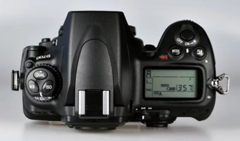 Nikon D700 Цифровые зеркальные фотокамеры с гарантией: на продажу 3
