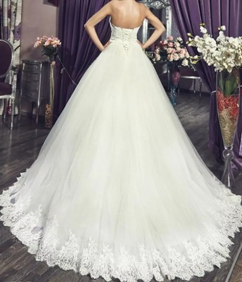 Сдам Шикарное Свадебное платье для дополнения идеального образа невесты